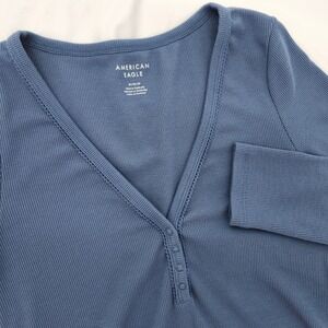 American Eagle Womens Y2K Ribbed Henley Top Medium Soft Blue Stretch Elena Bella